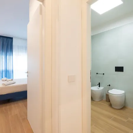 Sea Windows 2 * טראפאני