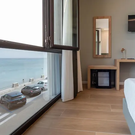 Sea Windows 2
